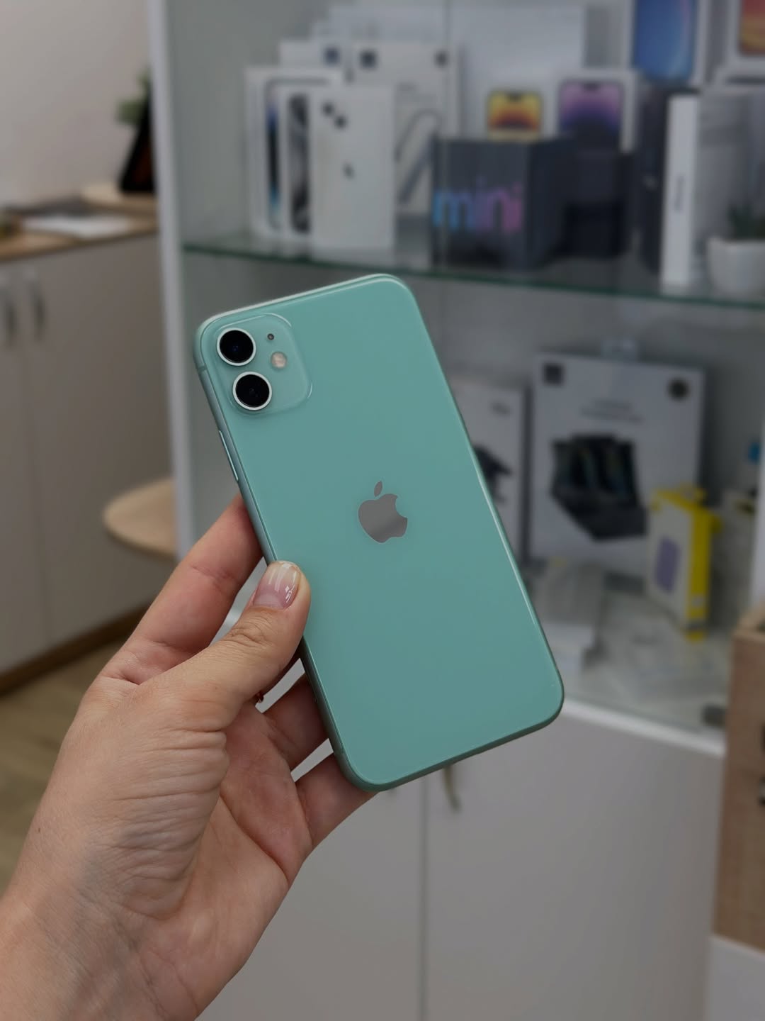 iPhone 11