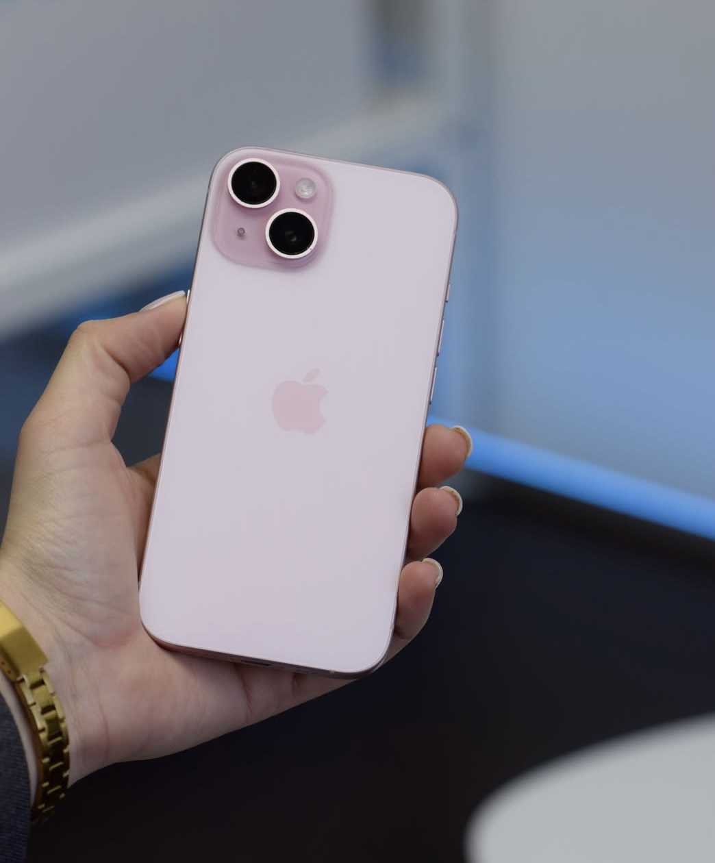 iPhone 15