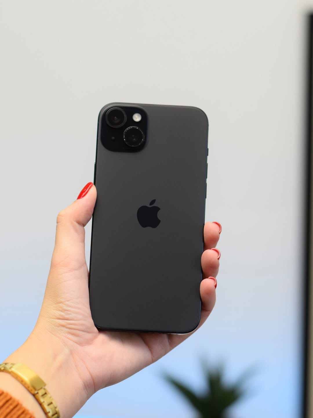 iPhone 15 Plus