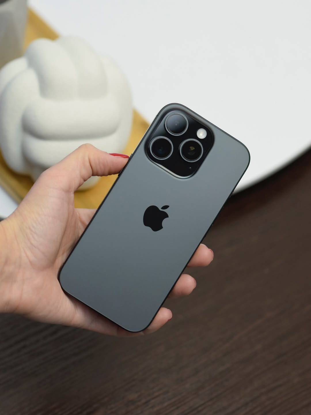 iPhone 16 Pro
